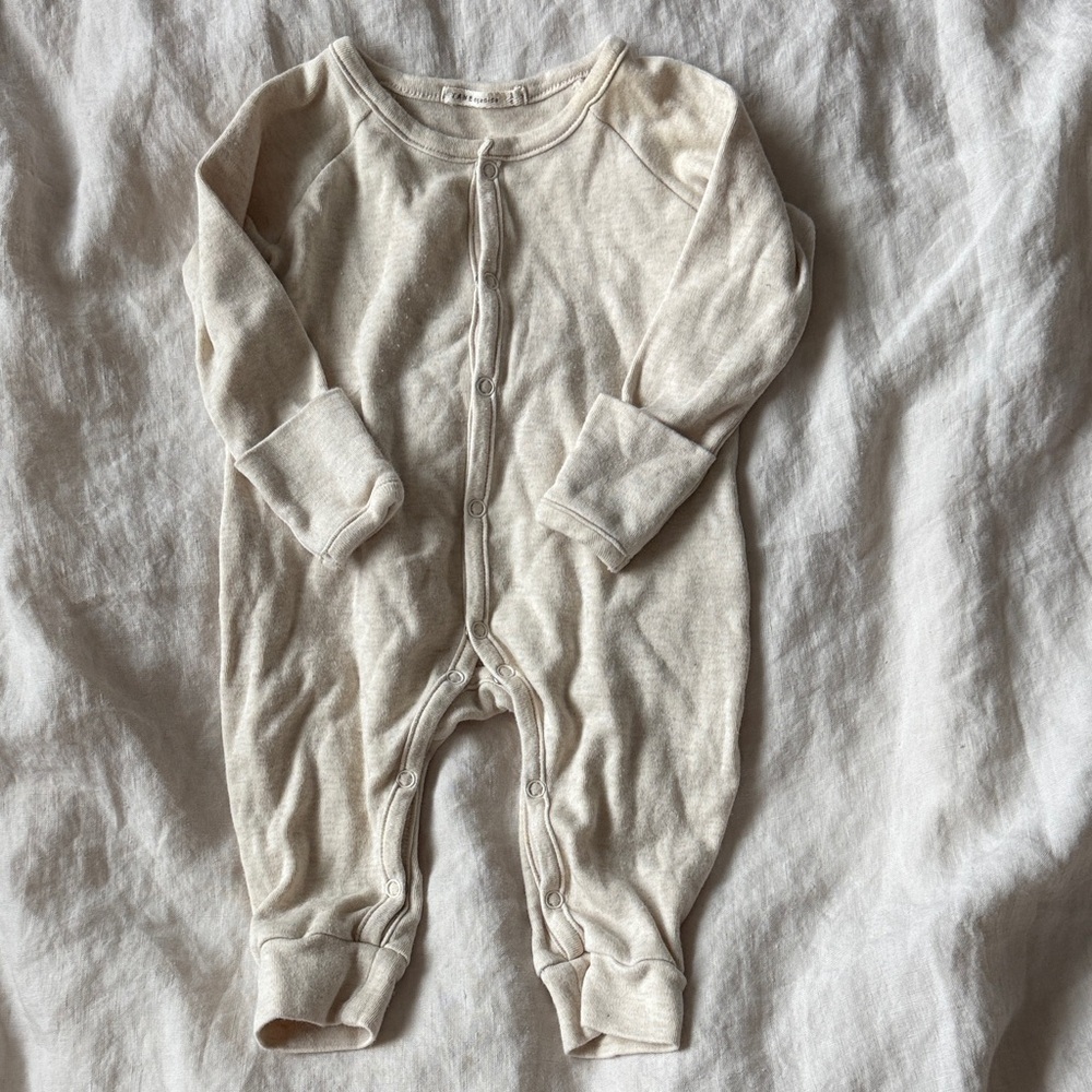 Tane Organics onesie